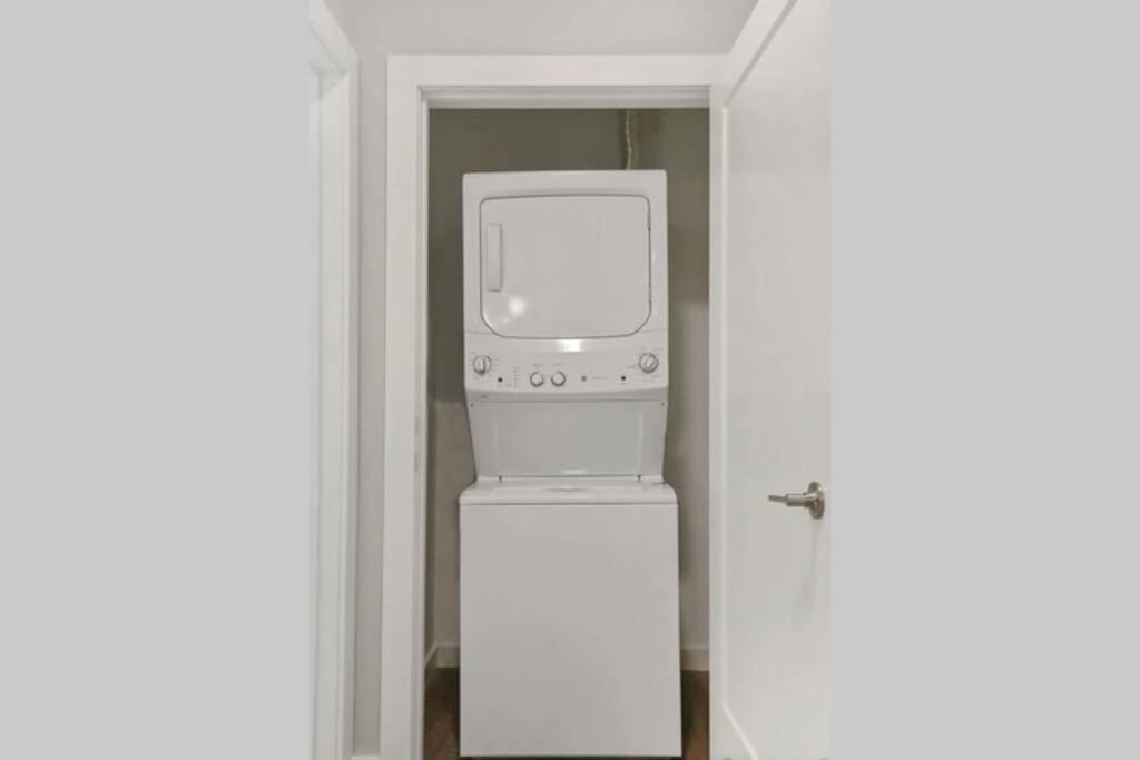 Luxury Apartment With Gym, Steps From Commuter Rail #4011 Reading Exterior photo