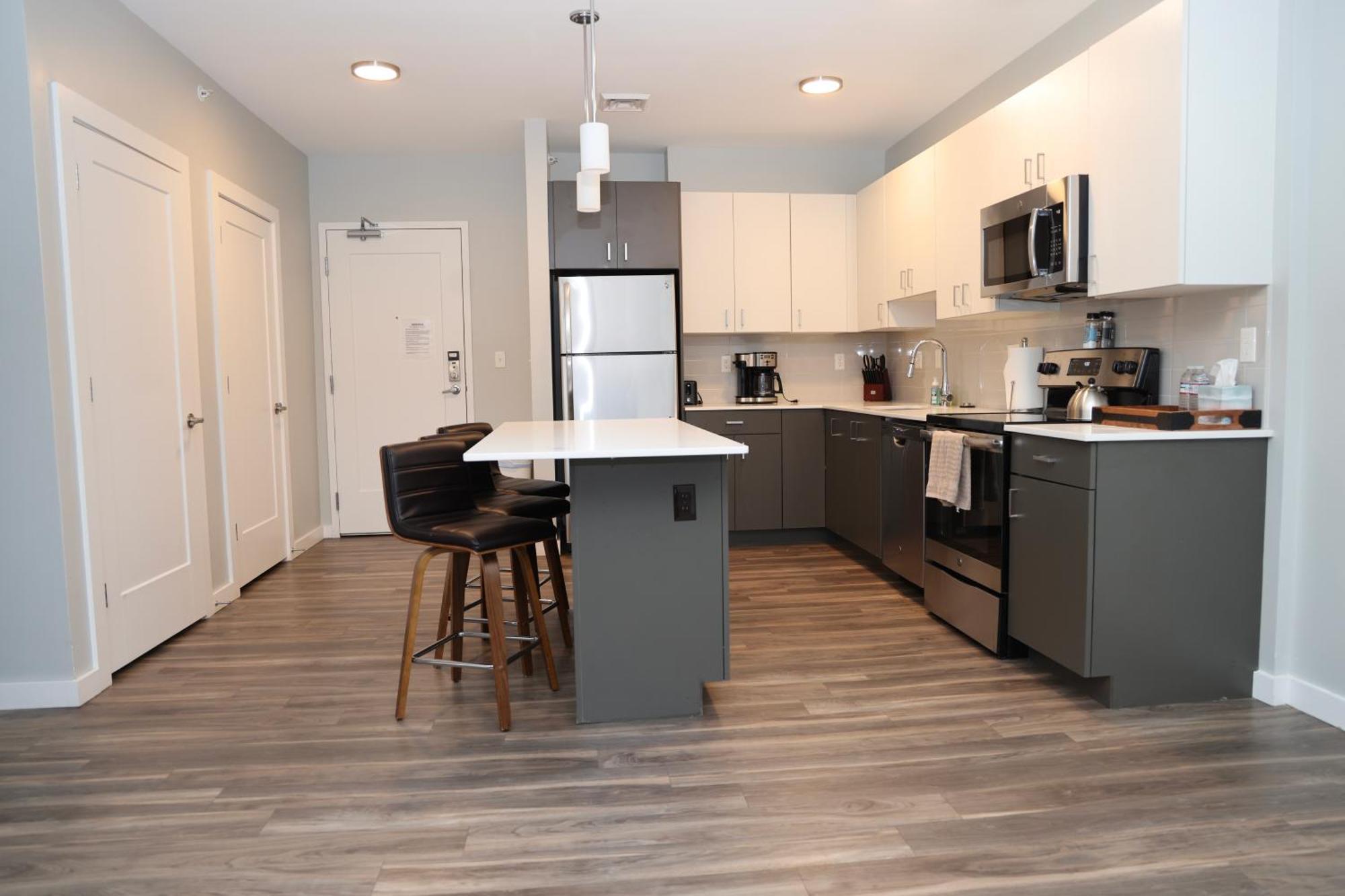 Luxury Apartment With Gym, Steps From Commuter Rail #4011 Reading Exterior photo